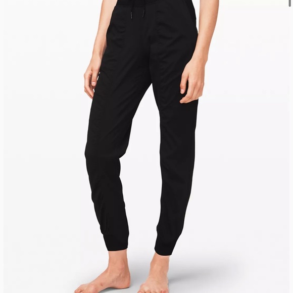 lululemon dance studio jogger - Picture 2 of 5